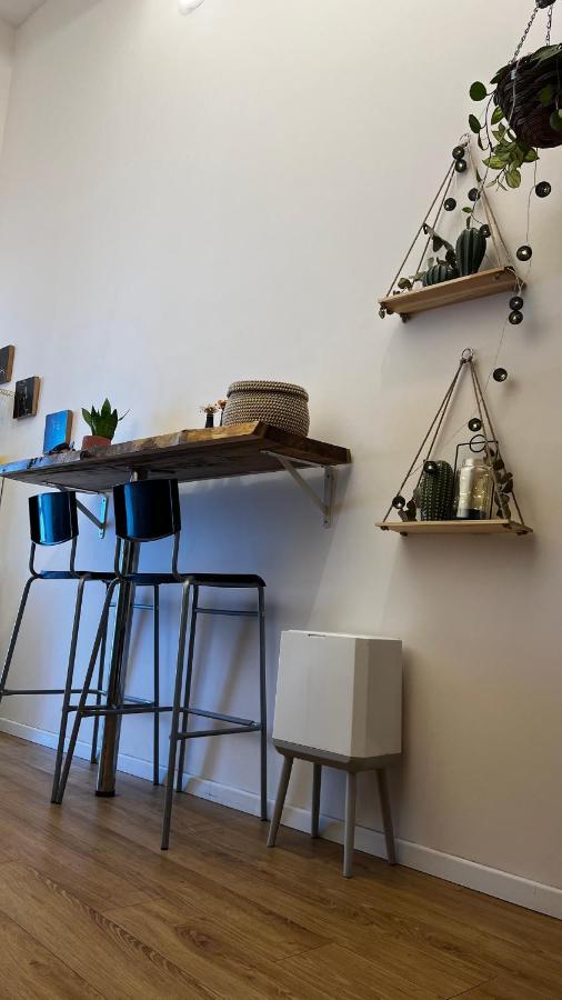 Appartement דירת סטודיו באווירת במתחם נגה,דקה הליכה מהים. Tel-Aviv